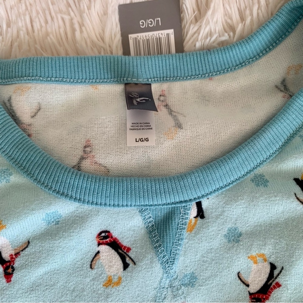Pj Couture Penguin/Snowflake Pajamas Set•NWT - Picture 5 of 9